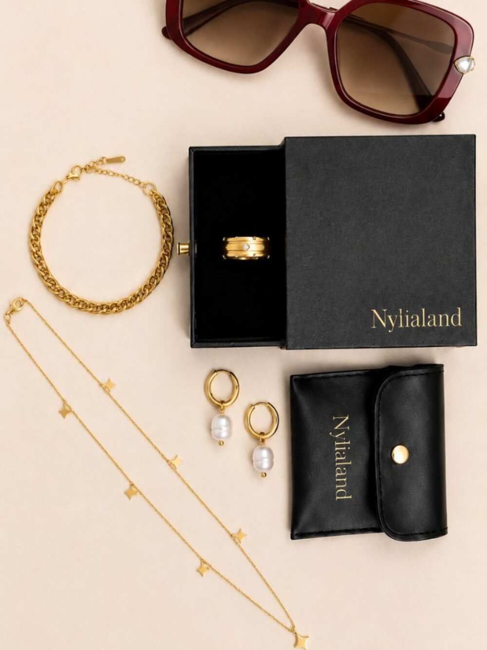 Nylialand Gold Jewelry Gift Box & Chic Red Square Sunglasses